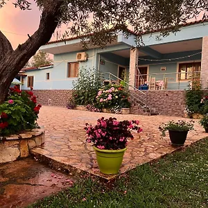 Oni , Ksamil Albania